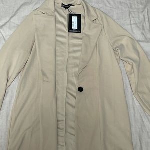 Women’s beige duster blazer